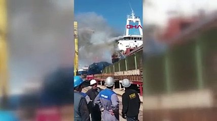 Tuzla'da gemi yangını