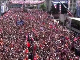 Erdoğan: Sizler ne soğana ne patatese liderinizi kurban etmezsiniz