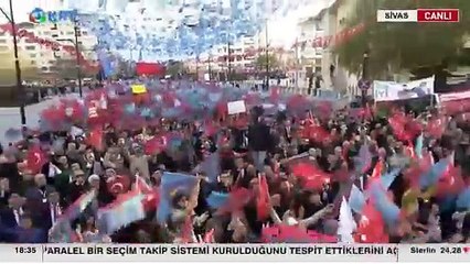 Akşener'den Sivas'taki mitinginde bozkurt selamı: Atatürk'ü, Muhsin Yazıcıoğlu'nu ve Sinan Ateş'i andı