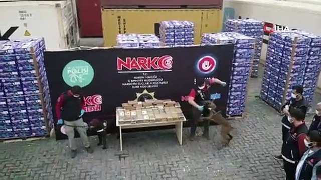 Yine mersin, yine liman, yine muz, yine kokain. Mersin Limanı'nda 97 kilo 500 gram kokain ele geçirildi