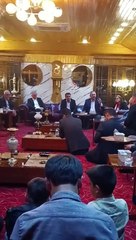 Devletin valisi AKP’nin seçim toplantısına katıldı. İmamoğlu'nun mitingini yasaklamıştı