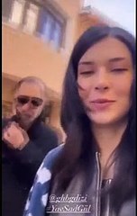 Elinde sigarayla ''Hayırlı Ramazanlar' dedi. Ünlü oyuncu büyük tepki çekti