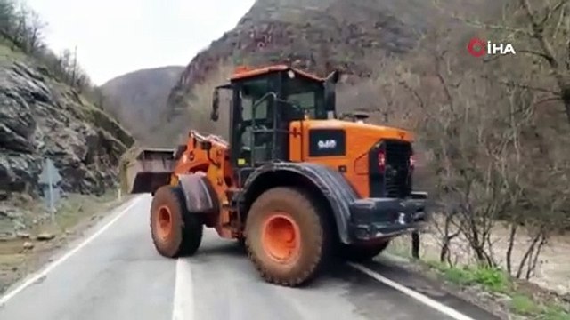 3 gündür kapalı olan Tunceli-Ovacık yolu ulaşıma açıldı