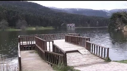 Bolu'da nisanda kar yağışı! 5 santimetreyi geçti...