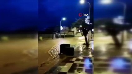 Şanlıurfa'da yollar dereye döndü