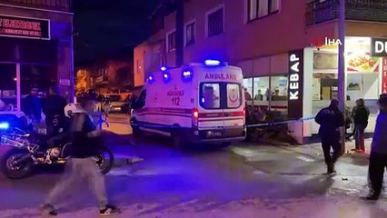 Annesini öldürüp çatıdan atladı