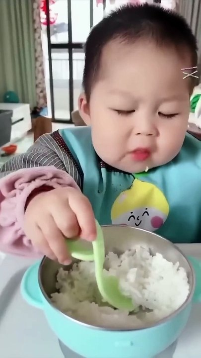 baby eating food  #cute #shorts #baby #youtubeshorts #status