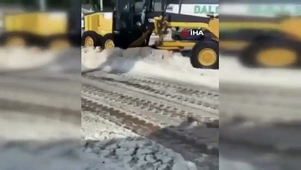 Kar yağmadan Çeşme beyaza büründü