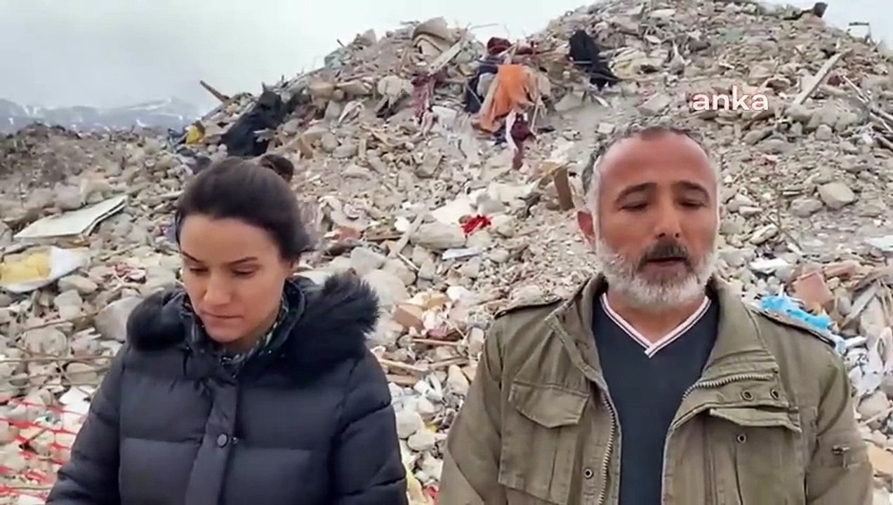 Tarım arazilerine moloz döküldü. Deprem enkazında asbest tehlikesi