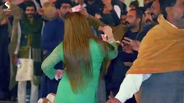 Barish Wang Paseena Aya, Mujra Chahat Baloch Wedding Dance, 2022_HD