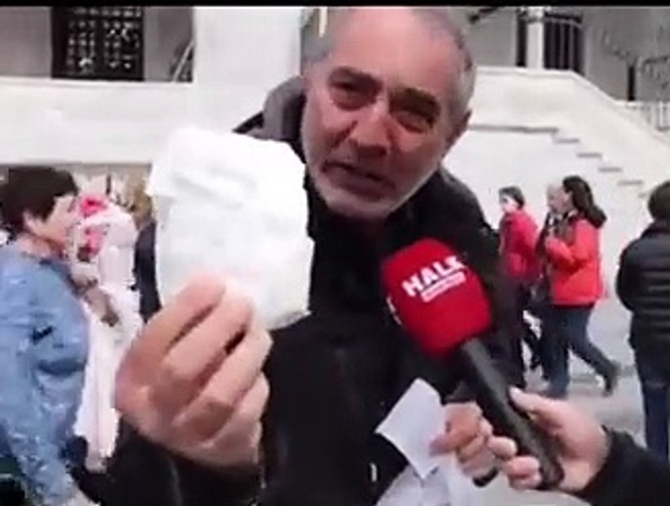 Sokak röportajında bir parça pastırmayı 100 liraya alabildiğini söyleyen vatandaşa AKP’li kadından beyin yakan tepki