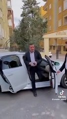 AKP’li isimden kalaşnikoflu seçim çalışması