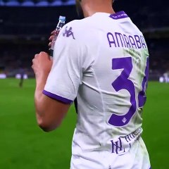 Fiorentina ile Inter maçında yaşandı. Takım arkadaşı orucunu açsın diye sakat numarası yaptı