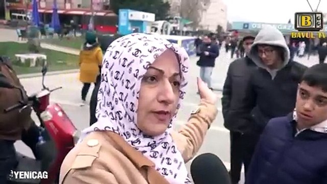 Başörtülü kadının sokak röportajında söylediği sözler olay oldu: Papa gelsin oyumu ona vereceğim Müslüman biri artık yönetmesin