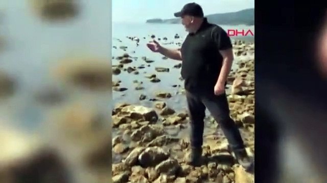 Saros Körfezi’nde şok eden görüntü! Deniz suyu metrelerce çekildi