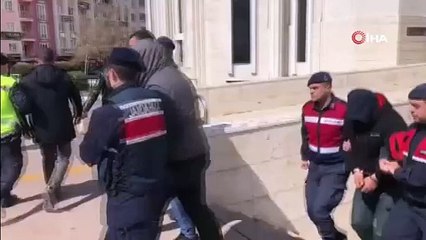 Jandarmadan göçmen kaçakçılarına darbe