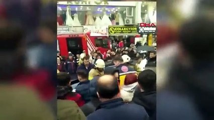 Sultanbeyli'de kaza sonrası yumruklu kavga kamerada