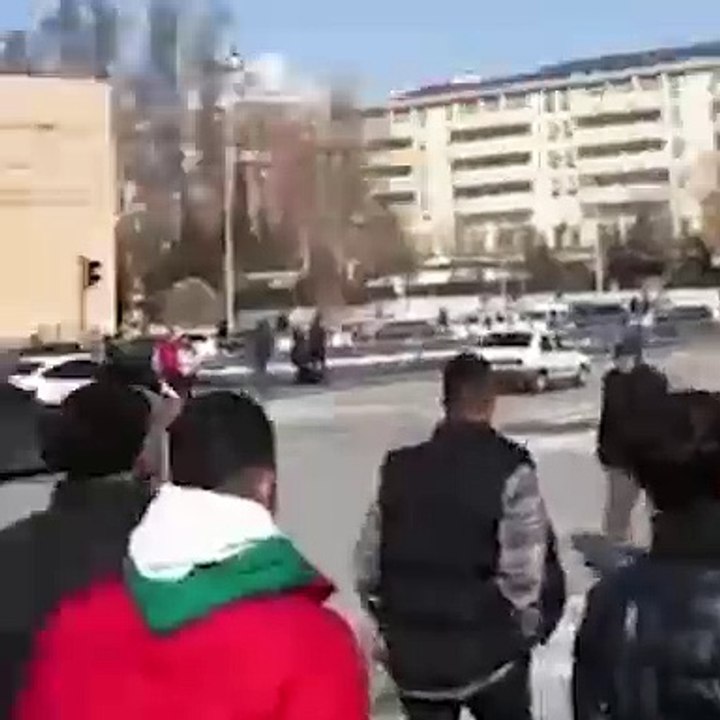 Kayseri’de gençler 'Ülkede mülteci istemiyoruz' sloganıyla yürüyüş yaptı