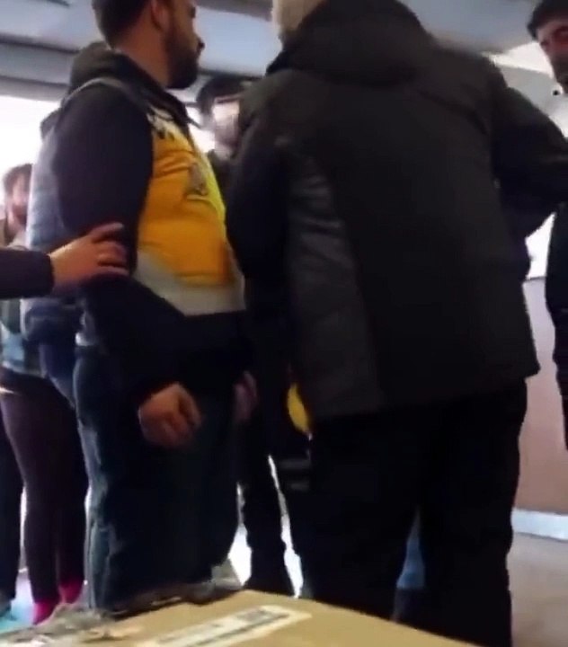 Sahte kimlikle hastaneden bebek kaçırmaya çalıştı. Kendini emniyet müdürü olarak tanıttı