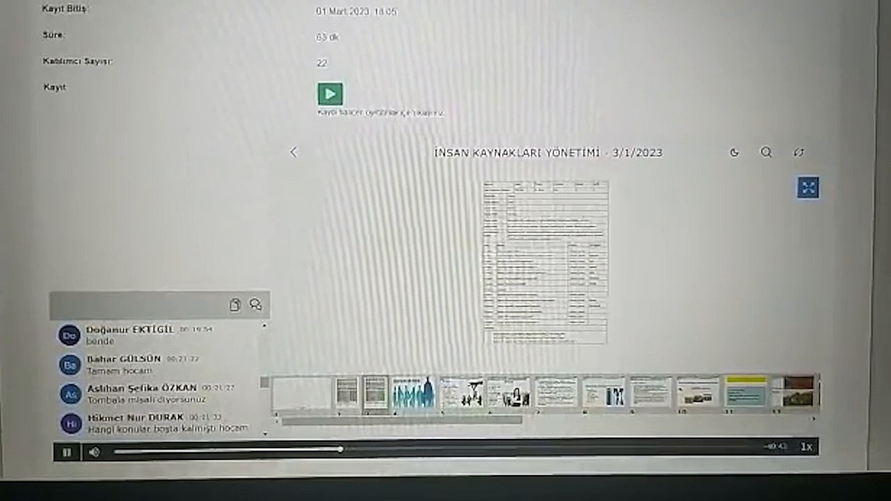 Depremzede öğrencisiyle dalga geçti. Sanki atom bombası attılar. Sende hiç mi vicdan yok!