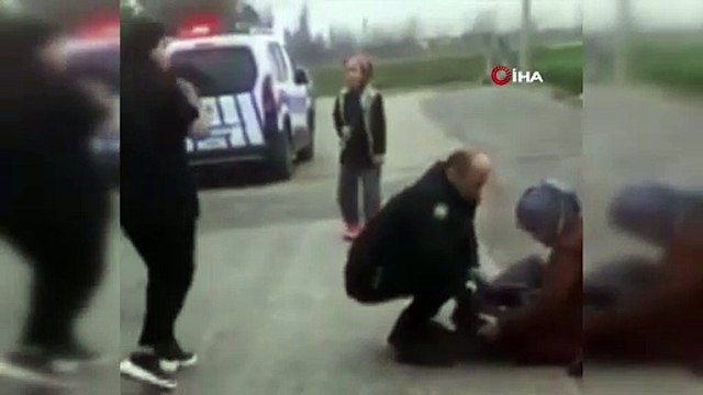 İki polis eşliğinde çocuklarını görmeye gitti, boşandığı erkek tarafından öldürüldü! 