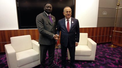 Çavuşoğlu, Doha'da ikili görüşmeler yaptı