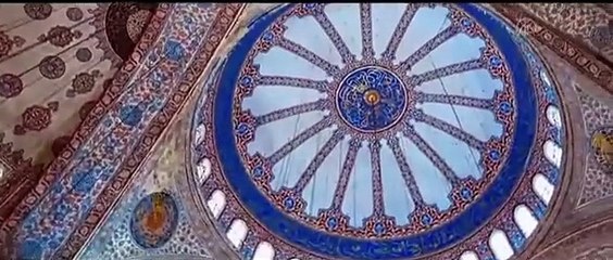 Özbek şarkıcı çektiği klipte Türkiye için ağıt yaktı