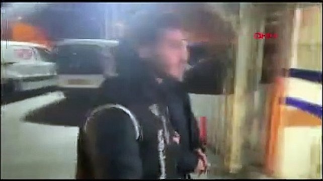 Depremde yıkılan binaların 3 müteahhidi daha tutuklandı