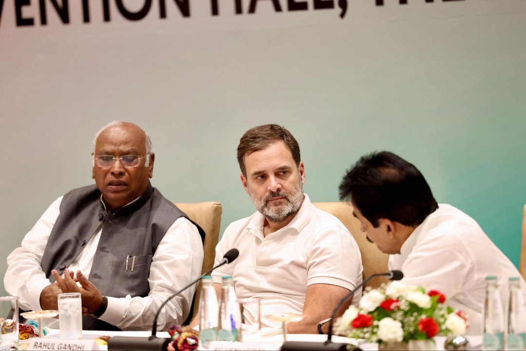 हमें 24 घंटे 365 दिन लोगों के बीच रहना होगा: मल...
