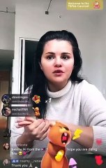 Ünlü oyuncu Selena Gomez: Model değilim ve asla olmayacağım. Beğenmiyorsanız gidin. Aldığı kilolar yüzünden eleştiriliyordu, Tik Tok'tan açıklama yaptı