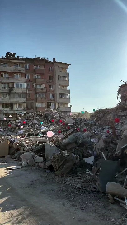 Depremde hayatını kaybeden çocuklar için anaoku...
