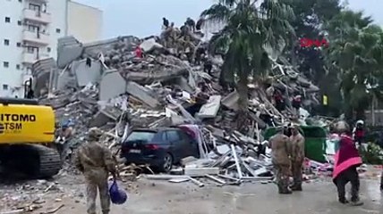 Güney Kore ve Hindistan, kurtarma çalışmalarına destek gönderiyor