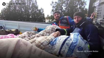 AFAD görevlisi 'çoğu ölmüş gitmenize gerek yok' dediği Samandağ'da 350 insan enkazdan sağ çıkarıldı