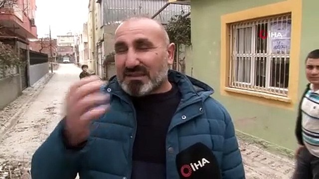 Kontrollü yıkılan minare 3 katlı evin üzerine düştü