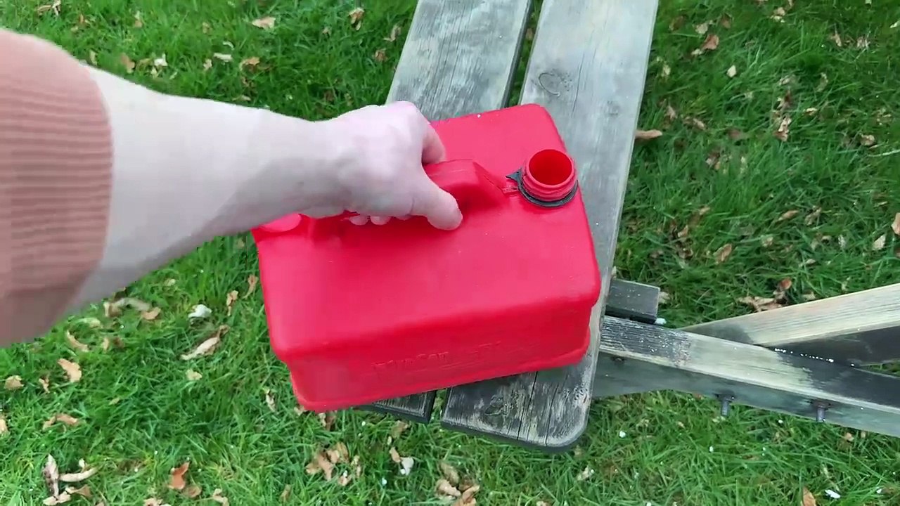 Mix Gasoline with Styrofoam AI DIY video Dailymotion