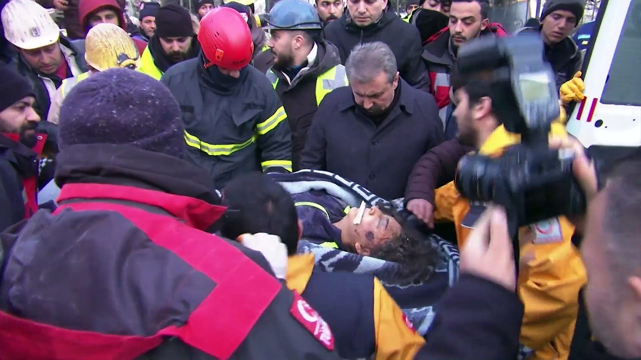 İmar affı için teklif veren Destici depremde ölenler için Meclis'te ağladı. Teklifini hala geri çekmedi