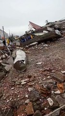 AFAD ekipleri malzeme yok diye geri gitti iddiası. Adıyaman'da durum çok fena. İnsanlar enkaz altında yardım bekliyor