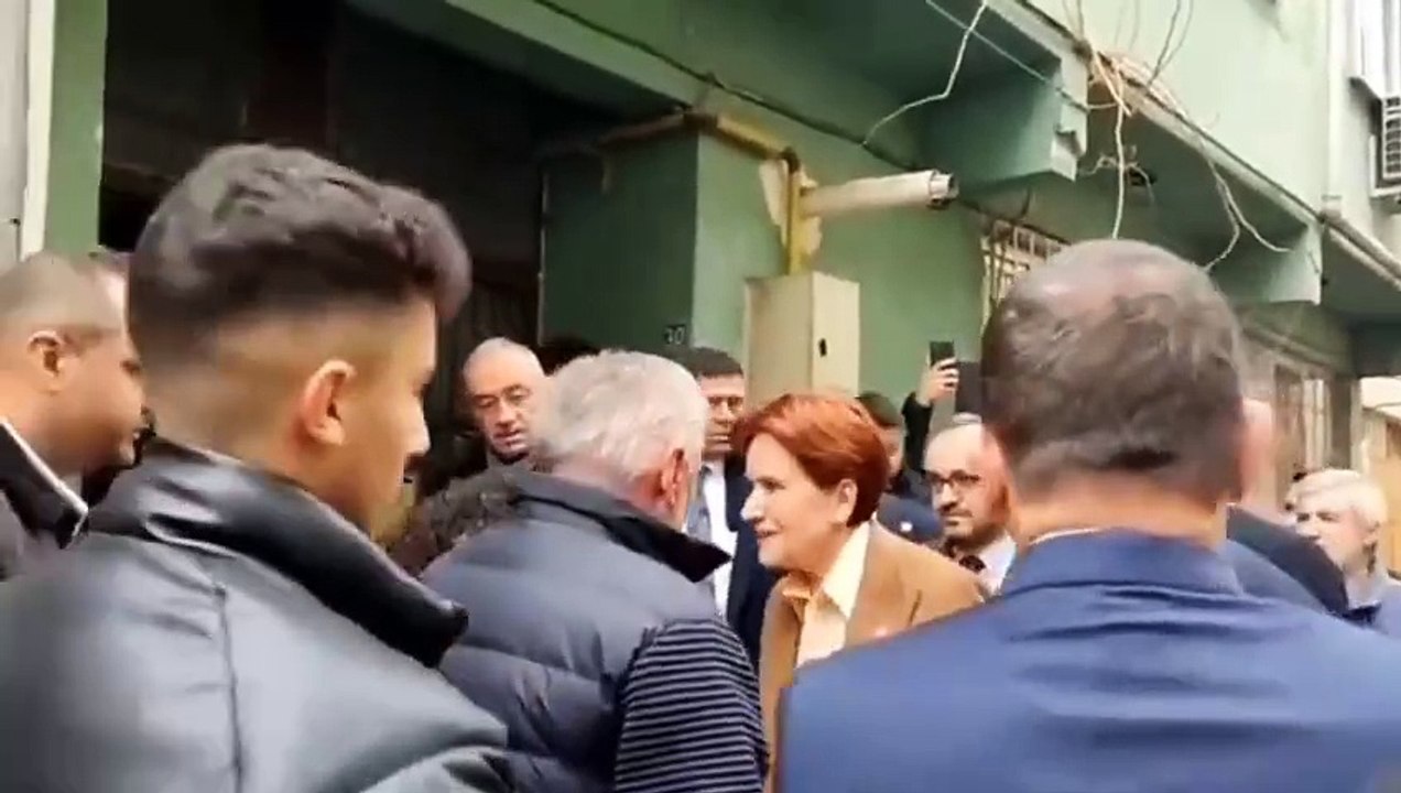 Meral Akşener Sinan Ateş’in ailesine ziyaret etti