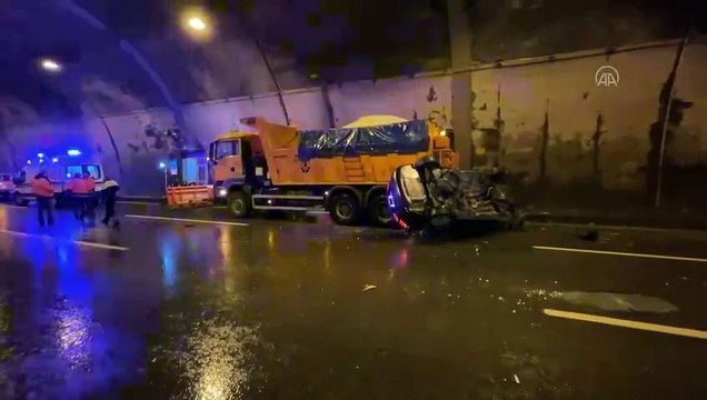 Bolu Dağı Tüneli'nde zincirleme kaza: İstanbul istikameti trafiğe kapandı