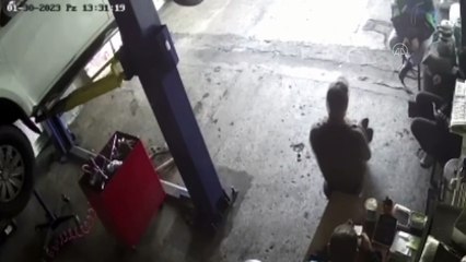 Erzurum'da sobanın parlaması sonucu 3 kişi yaralandı