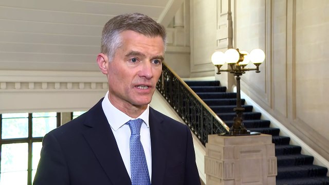 Minister: PM leaving D-Day events early clearly a mistake