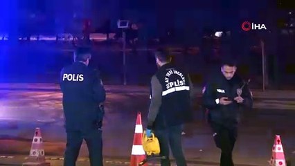Akaryakıt istasyonu girişinde ateş açıldı