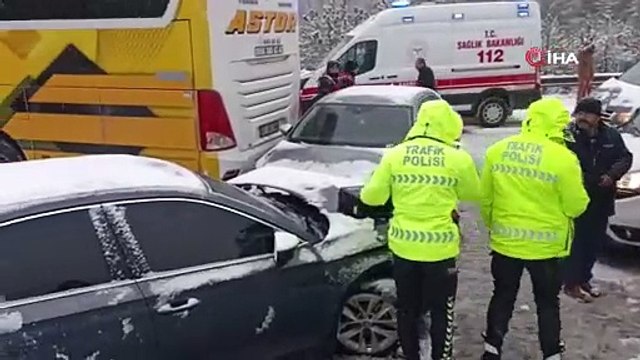 TEM Otoyolu Bolu geçişinde zincirleme kaza: 5 yaralı