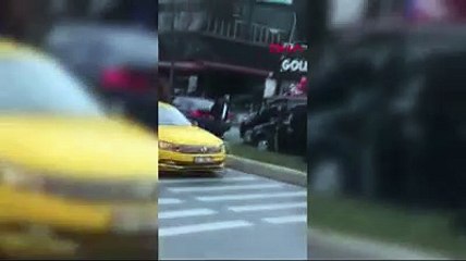 Yol verme kavgasında cadde ringe döndü