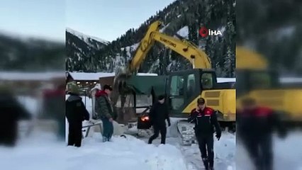 Ayder Yaylası'nda yıkım başladı