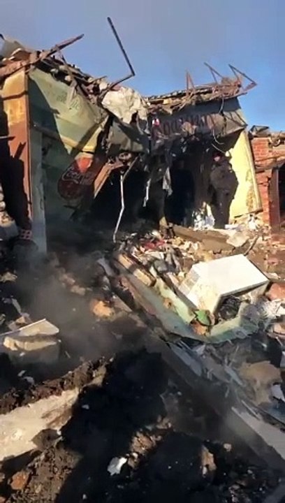 Rus ordusu çarşıya füzeyle saldırdı. Yine sivilleri vurdu