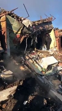 Rus ordusu çarşıya füzeyle saldırdı. Yine sivilleri vurdu