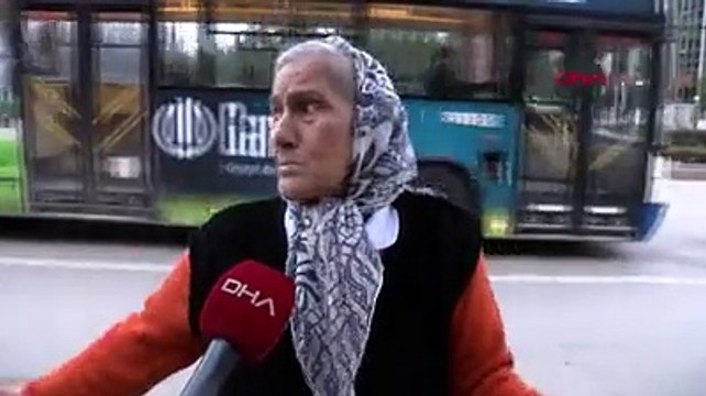 Hatalı sollama sonucu yaşanan kazadan kıl payı kurtuldu. Kaza kamerada