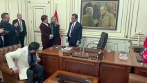 Meral Akşener İstanbul'un seçilmiş başkanı İmamoğlu'na böyle sahip çıktı