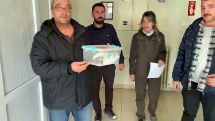 Jandarmanın durdurduğu otomobilden 2 boa yılanı çıktı